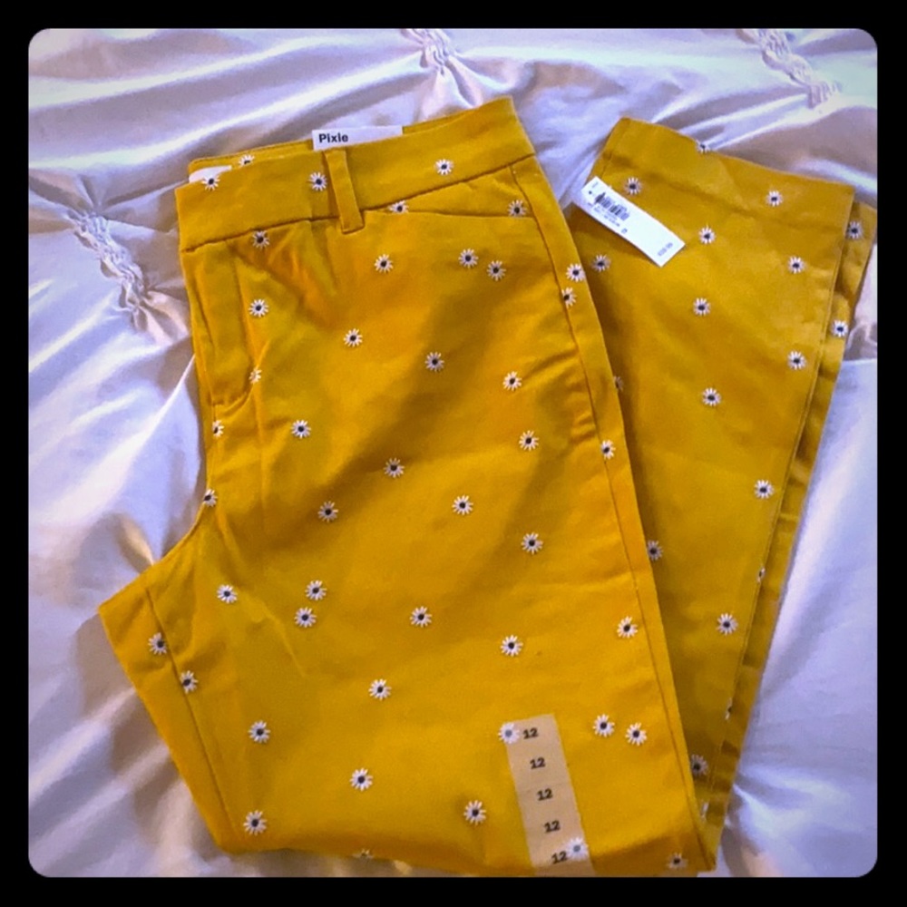 Yellow Pixie ankle Slacks/Pants